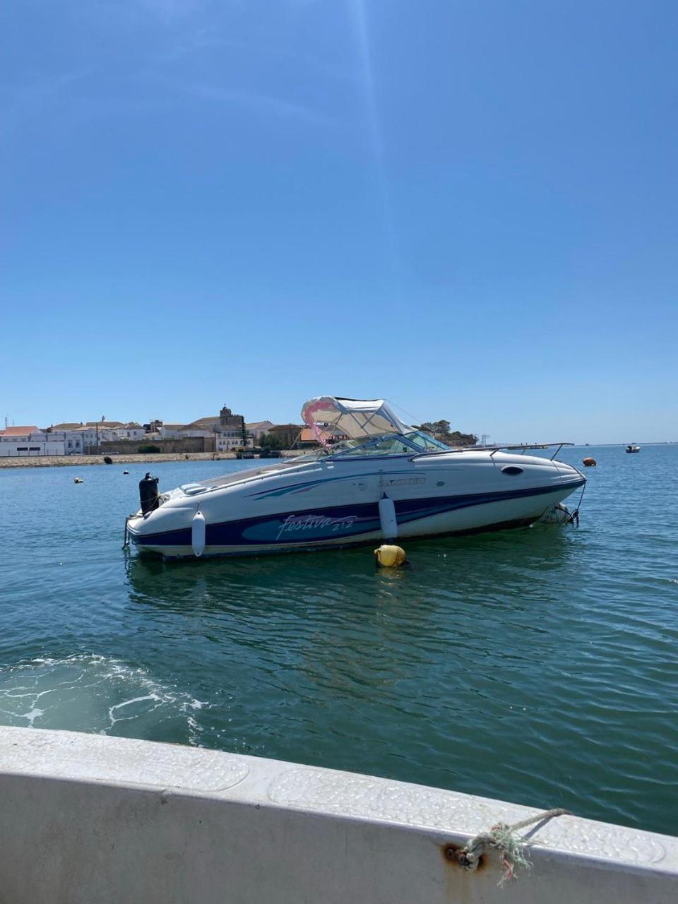 Guestboat Milagre Faro Quarto foto